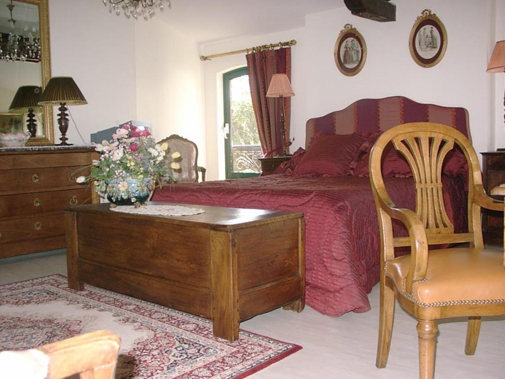Au Fond De La Cour Acomodação com café da manhã Veyre-Monton Quarto foto
