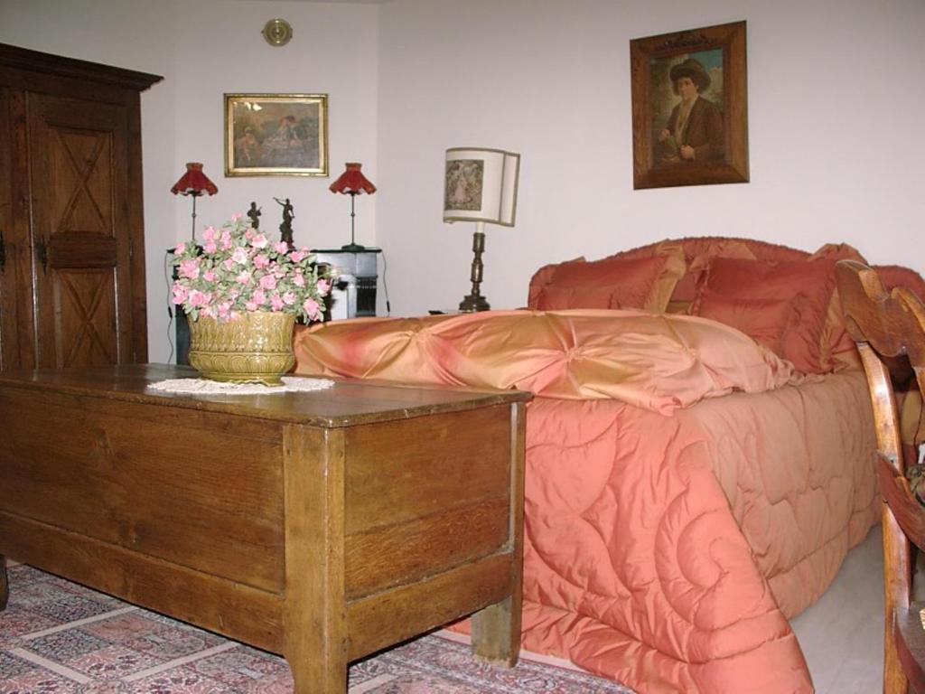 Au Fond De La Cour Acomodação com café da manhã Veyre-Monton Quarto foto